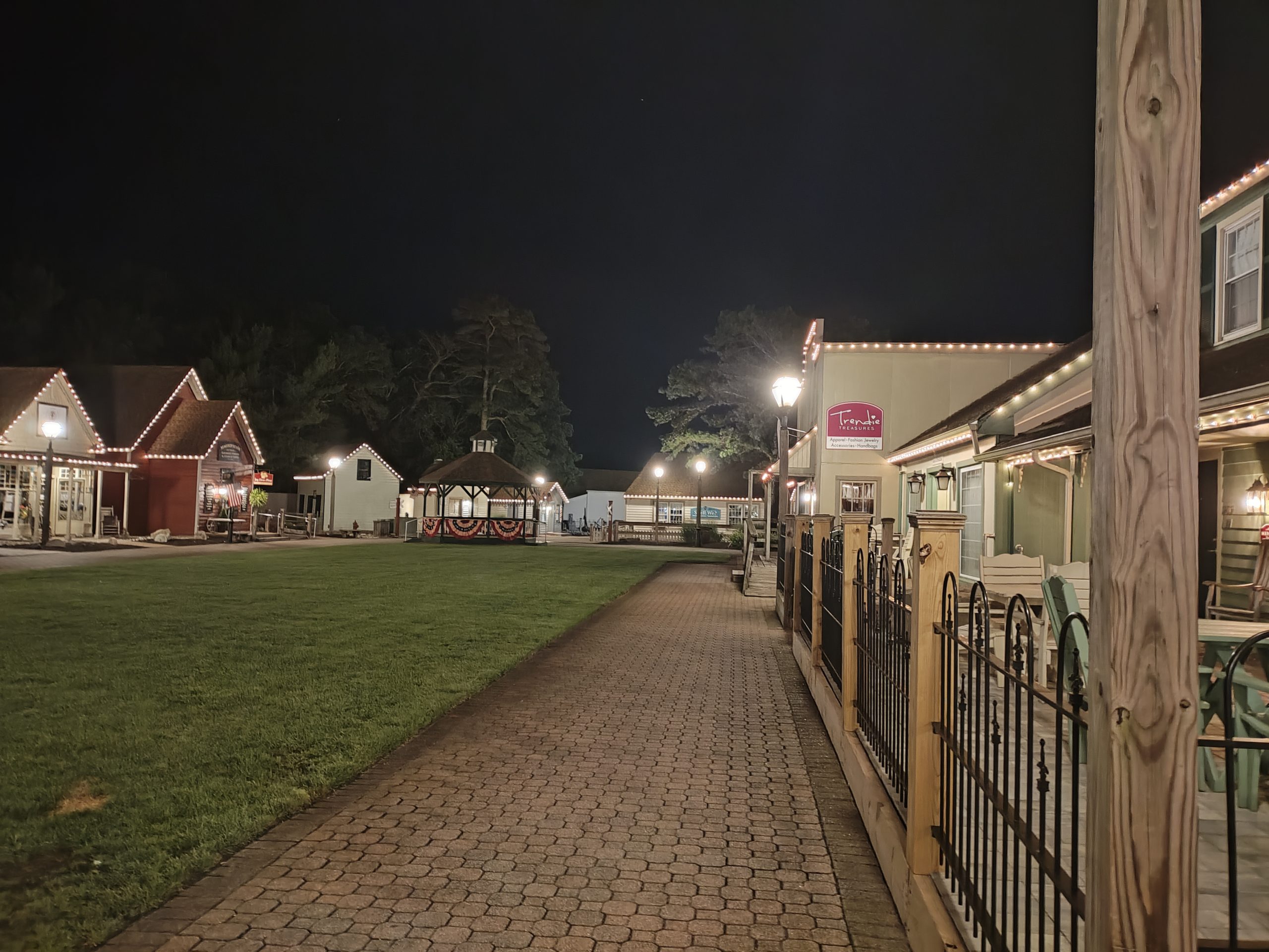 Smithville at 3 AM