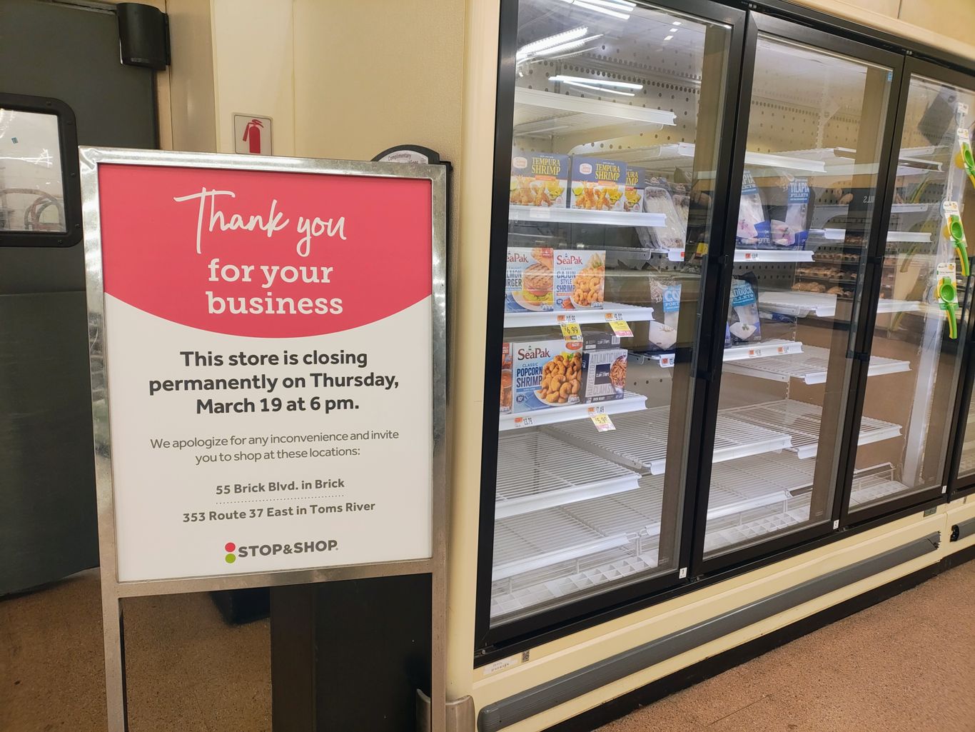 Lakewood Stop & Shop Closing Down